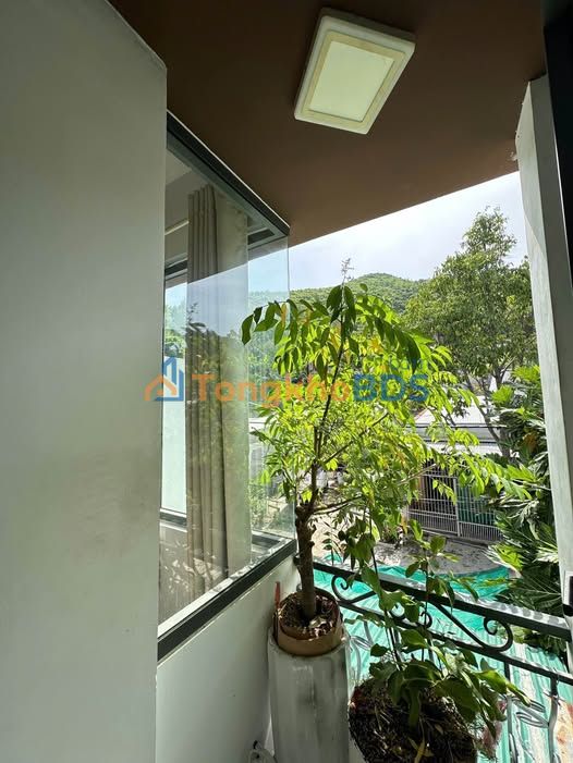 Nhà Hòn Rớ Nha Trang 45m² 2.9 tỷ - Ô tô vào tận nhà