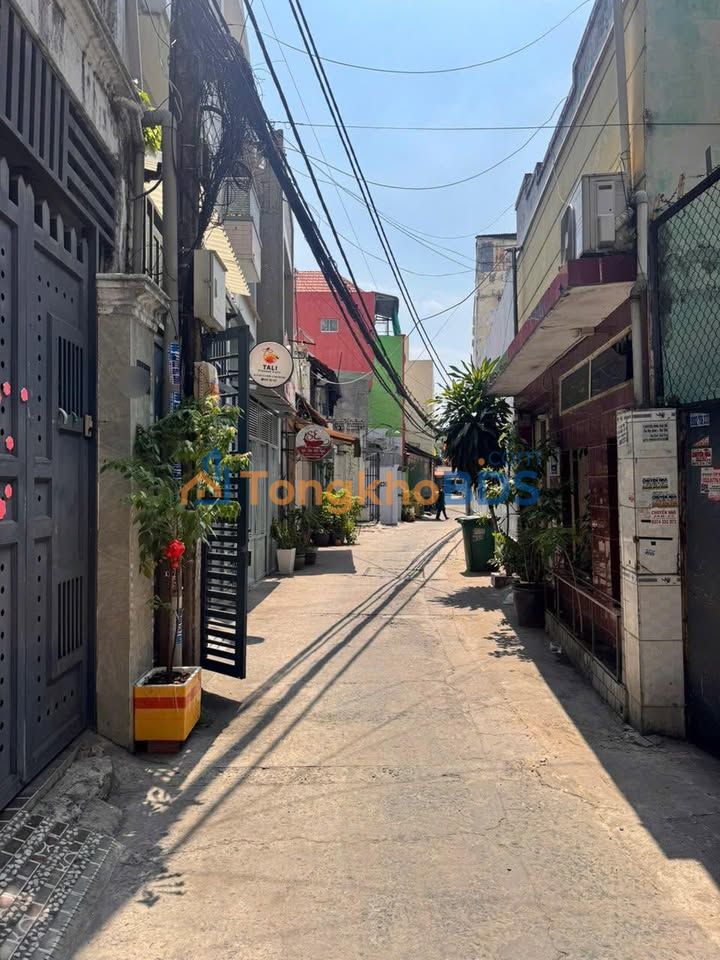 Nhà Hẻm Xe Hơi 44m² Q.Bình Thạnh - Sát Quốc Lộ 13, Giá 6.8 Tỷ