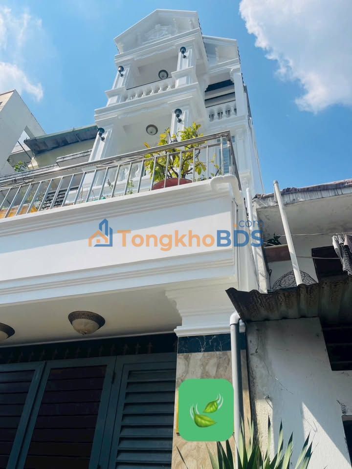 Nhà hẻm xe hơi Bờ Bao Tân Thắng, Tân Phú - 72m², 4 tầng, 11.2 tỷ