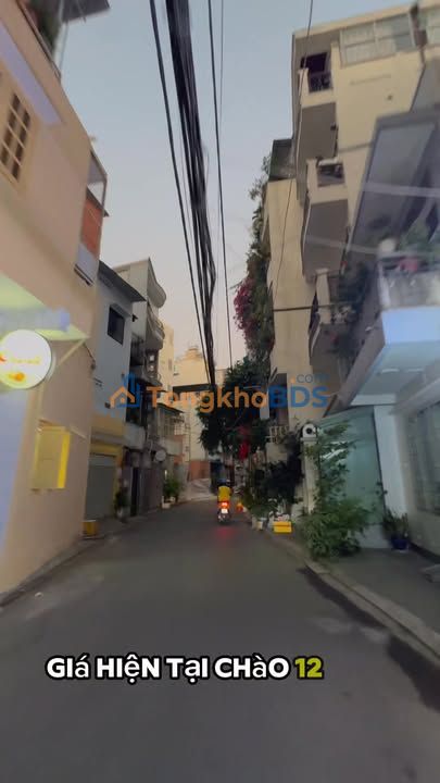 Nhà Mặt Tiền Phùng Văn Cung, Phú Nhuận - 6 Tầng Thang Máy, 43m², 12.8 Tỷ