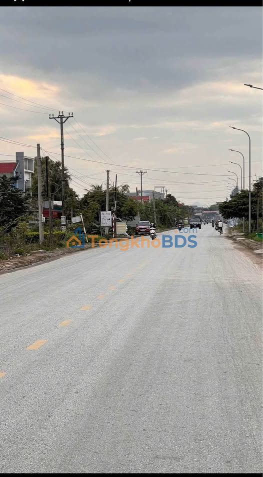 Đất nền Thanh Niên Quảng Đúc 125m² giá 1 tỷ - Đường to ô tô thuận lợi