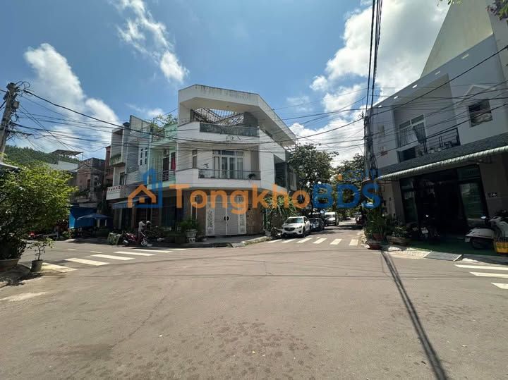 Nhà Góc 2 Mặt Tiền Trần Phú, Quy Nhơn - 68m², 3 Tầng Kiên Cố, Giá 6.5 Tỷ