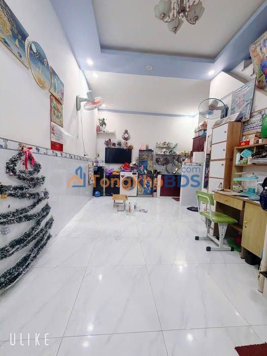 Nhà 1 Trệt 1 Lầu Ngay Chợ Dĩ An - 30m² Thổ Cư, 2PN, Giá 1.18 Tỷ