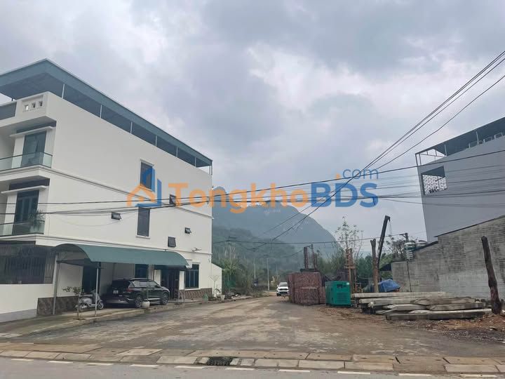 Đất K2 Phùng Hưng, TP Hà Giang 162m² - Sổ hồng full thổ cư, sẵn GPXD