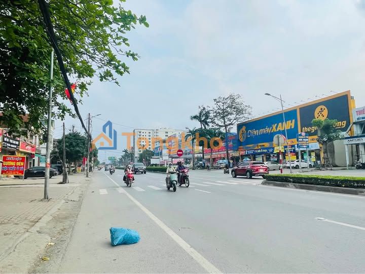 Nhà 3 Tầng Mặt Tiền Nguyễn Trãi, TP Vinh - Kinh Doanh Đắc Lợi 101m²