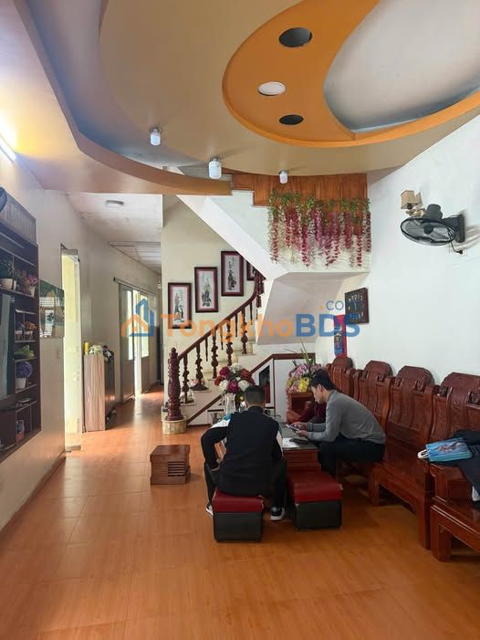 Nhà Phố 4 Tầng Kinh Doanh Tốt Mặt Tiền Tẩy Sơn-Phú Sơn, TP Thanh Hóa - 60m²