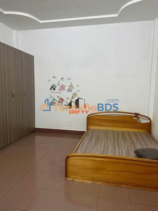 Nhà Mặt Tiền Nguyễn Tiểu La, BMT - 96m², 4.7 Tỷ, Kinh Doanh & An Cư