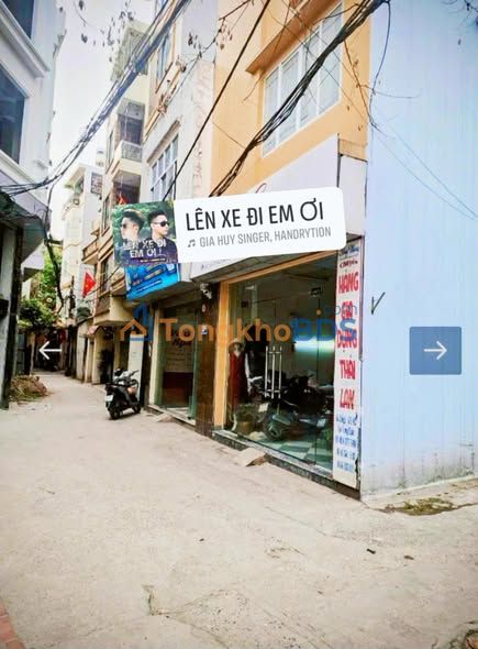 Nhà Lô Góc Xuân Thủy, Cầu Giấy - 70m² Sổ Hồng, Ô Tô Đỗ Cửa