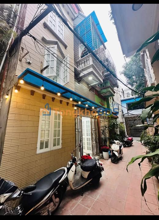 Nhà 3.5 tầng full nội thất, Ngõ 50 Chợ Hàng, Hải Phòng - Giá 2.2 tỷ