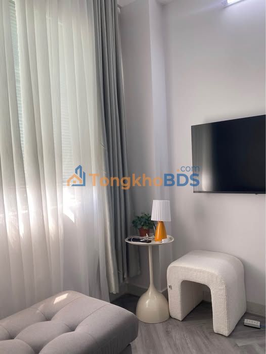 Cho thuê Căn hộ 2PN Tầng 6 View Hồ Xã Vĩnh Tân - Sạch Sẽ, Giá Tốt