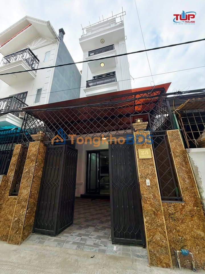 Nhà Phố Chợ Hàng 91m² 5 Tầng - Ô tô đỗ cửa, Sổ hồng chính chủ