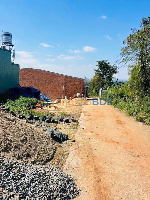 Đất Buôn Hồ 95m² - Sổ Hồng Riêng - 1.53 Tỷ