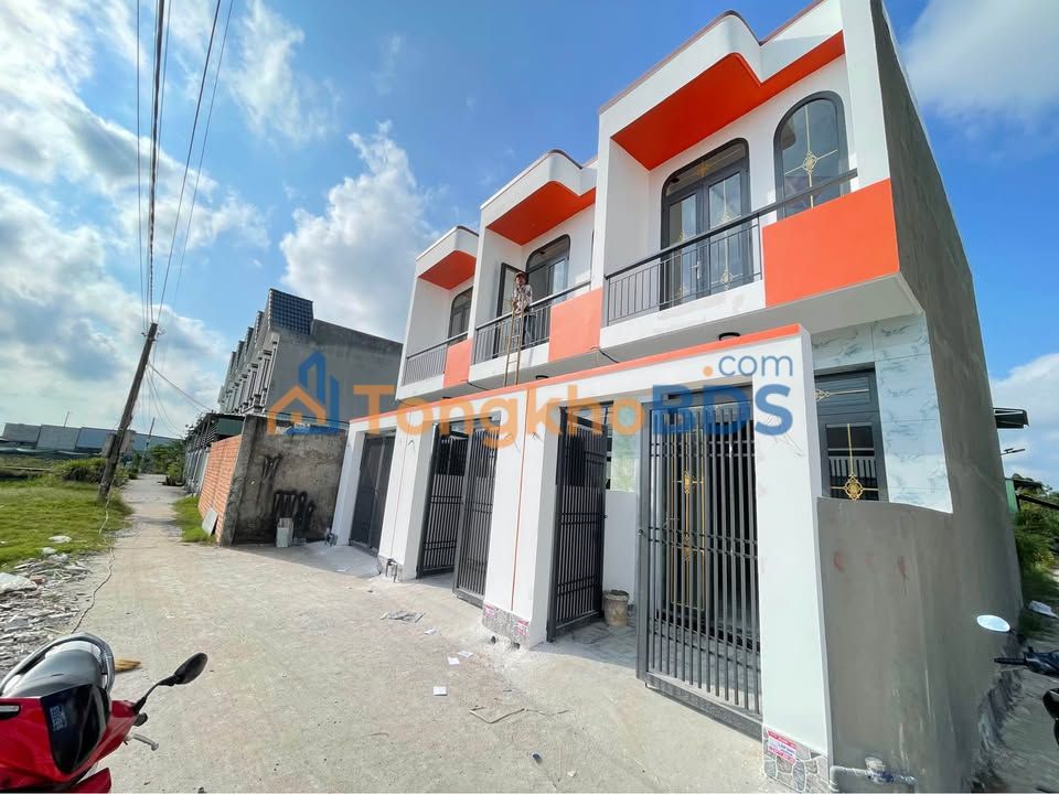 Nhà 1 Trệt 1 Lầu 40m² Cần Giuộc - Sổ Hồng Riêng, Giá 1.25 Tỷ