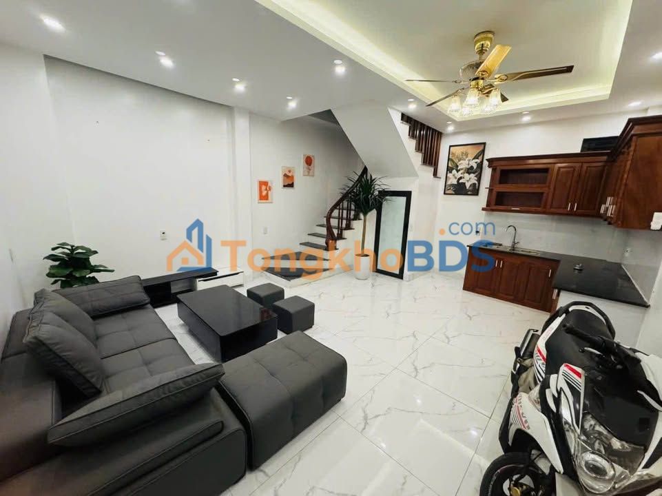 Nhà Phường Trần Lãm 40m² - Giá Tốt Xả Lỗ - Sẵn Sàng Dọn Vào Ở