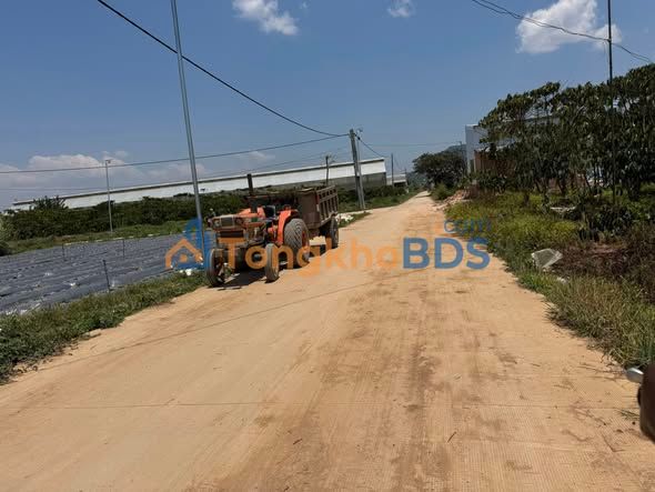 Đất thổ cư Đức Trọng 75m² - 2 mặt tiền, sát KHC xã, giá tốt