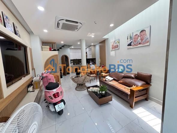 Nhà Bình Thạnh Lê Văn Duyệt 43m² 9.5 tỷ - Ô tô vào tận nhà