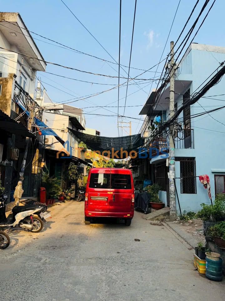 Nhà hẻm xe hơi Đường 11 Bình Tân 20m²/3,15 tỷ - Sẵn sàng ở ngay