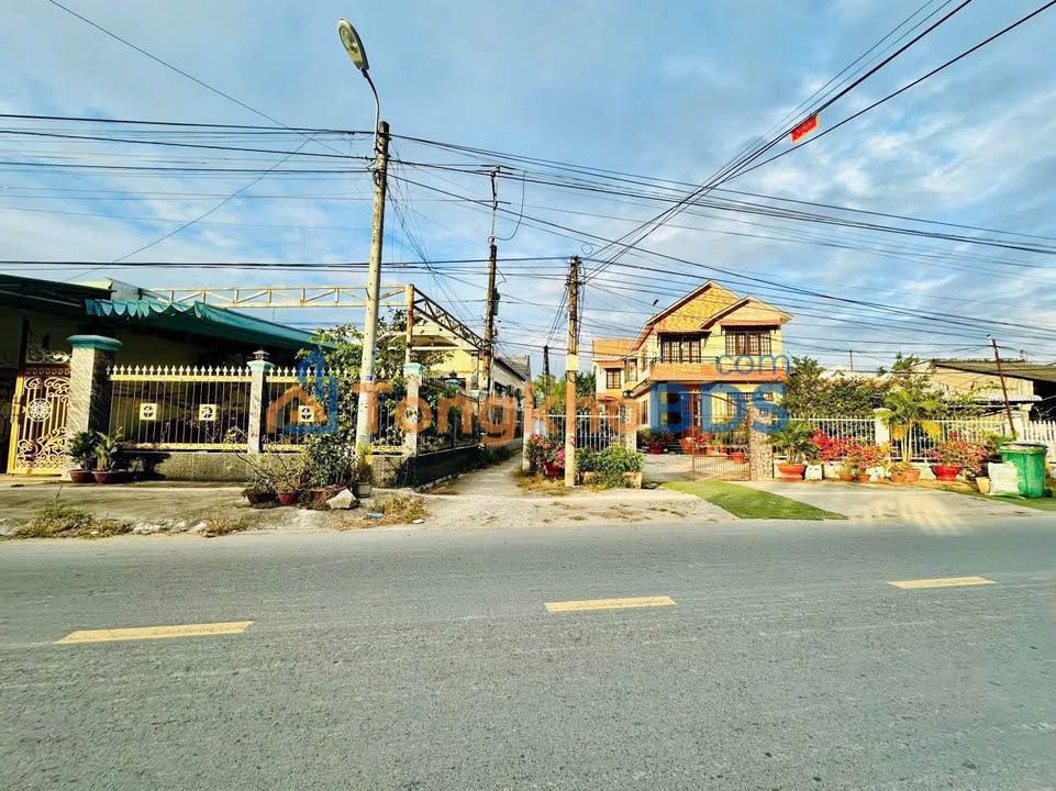 Đất nền Phú Đức Long Hồ 95m2 400 triệu - Sổ đỏ chính chủ