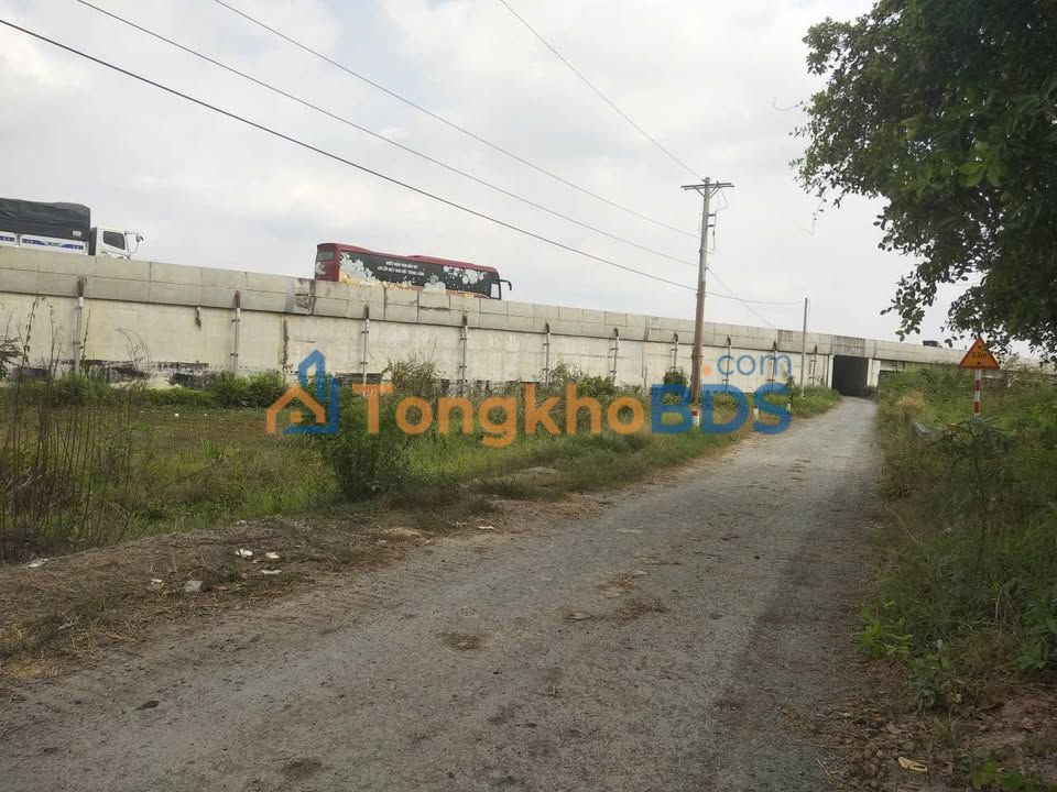 Đất vườn Mỹ Thuận Bình Tân 4500m² 2,205 tỷ - Sinh thái xanh nghỉ dưỡng