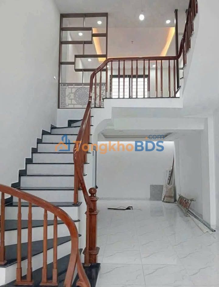 Nhà riêng Hoàng Liệt 57m² 7 tỷ - Ô tô vào tận nhà