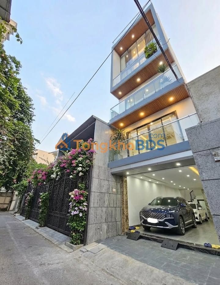Nhà 5 Tầng Việt Hưng, Long Biên - Giảm Sâu 1 Tỷ Còn 15.5 Tỷ, Ô Tô Ngủ Trong Nhà