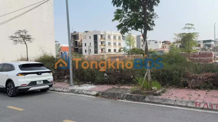 Đất nền Văn Cao Kiến An 67,5m² 6,68 tỷ - Đường to ô tô