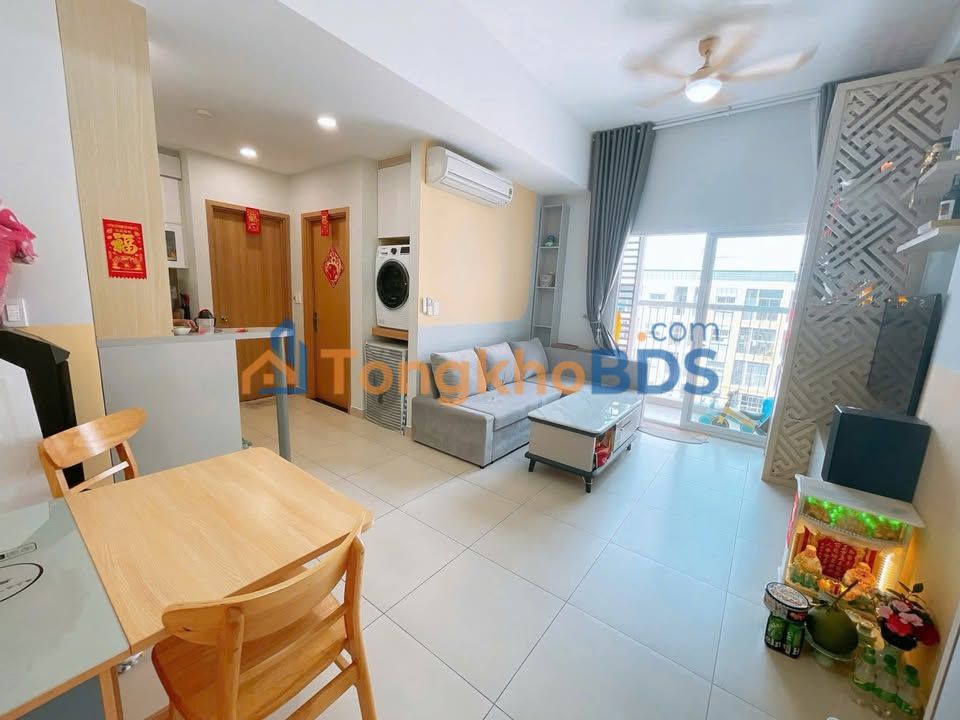 Cho thuê căn hộ Carillon 7, Tân Phú - 1PN 49m² view hồ bơi, giá 8.5 triệu