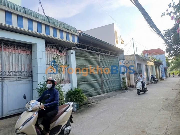 Bán Đất 62m² TT Chúc Sơn, Chương Mỹ - Sổ Đỏ, Kinh Doanh/Ở Đều Tiện