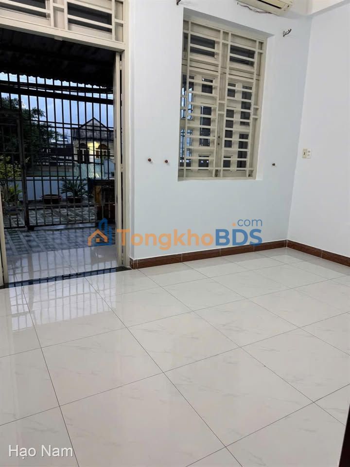 Cho thuê nhà mặt tiền Q12 - 4 tầng, 4PN, 81m², 16 triệu/tháng