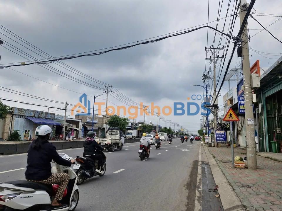 Nhà Mặt Tiền Đặng Thúc Vịnh Hóc Môn - 231m² Kinh Doanh Đắc Lợi