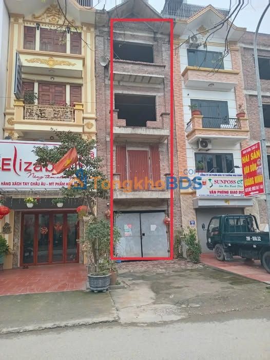 Bán Gấp Liền Kề Lộc Ninh - Chúc Sơn 80m² - 2 Mặt Tiền Giá Tốt