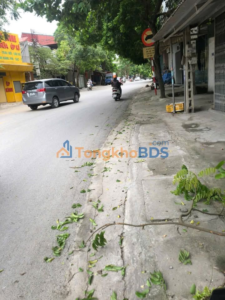 Nhà phố Nguyễn Hữu Cảnh 65m² 3 tỷ - Mặt tiền kinh doanh