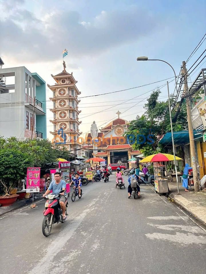 Nhà riêng Nguyễn Văn Tăng Thủ Đức 75m² 4 tỷ - Chính chủ bán