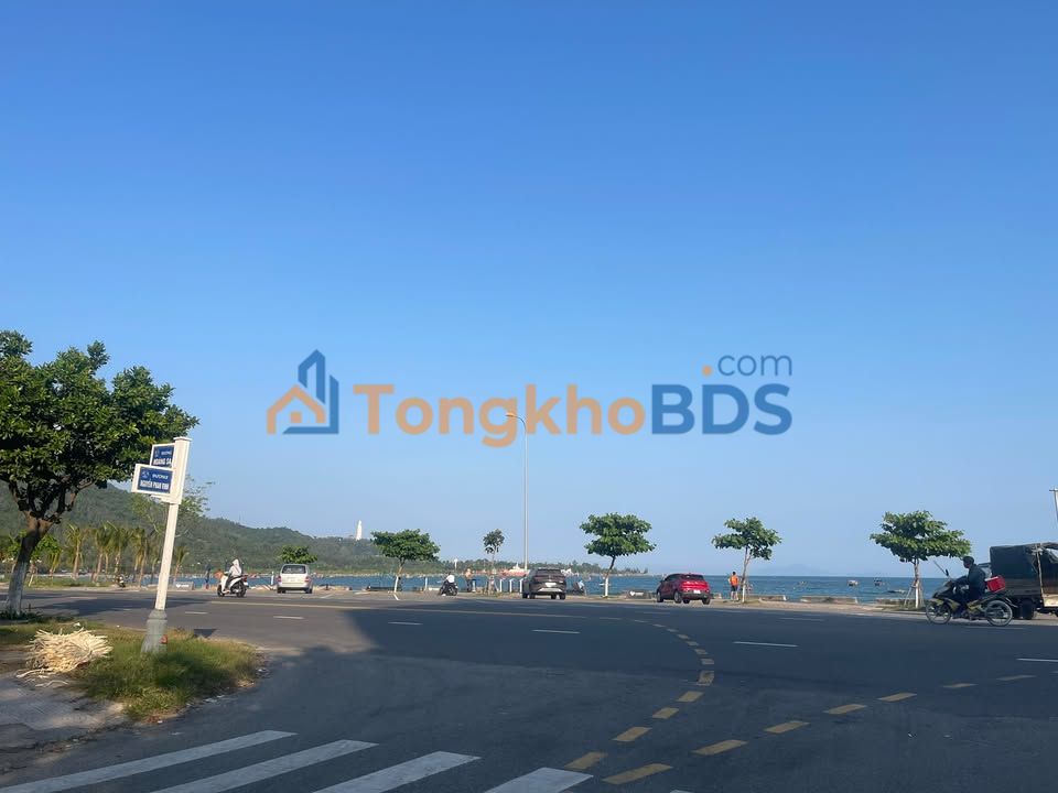 Đất Vàng Nguyễn Phan Vinh - 83m² Ngang 10m, Sát Biển, 4.9 Tỷ