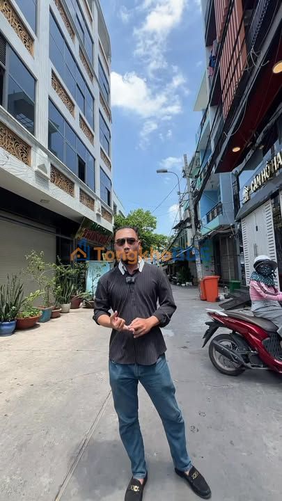 Nhà Hẻm 10m Hậu Giang Q6 - 96m², 5 Tầng, Dưới 9 Tỷ