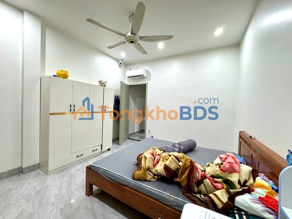 Nhà Mặt Tiền Vũ Chí Thắng 50m² 4 Tầng - Kinh Doanh Đắc Lợi