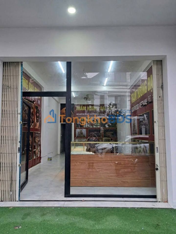 Cho thuê nhà mặt tiền Tố Hữu, Cẩm Lệ - 90m², 15 triệu, KD đa ngành nghề