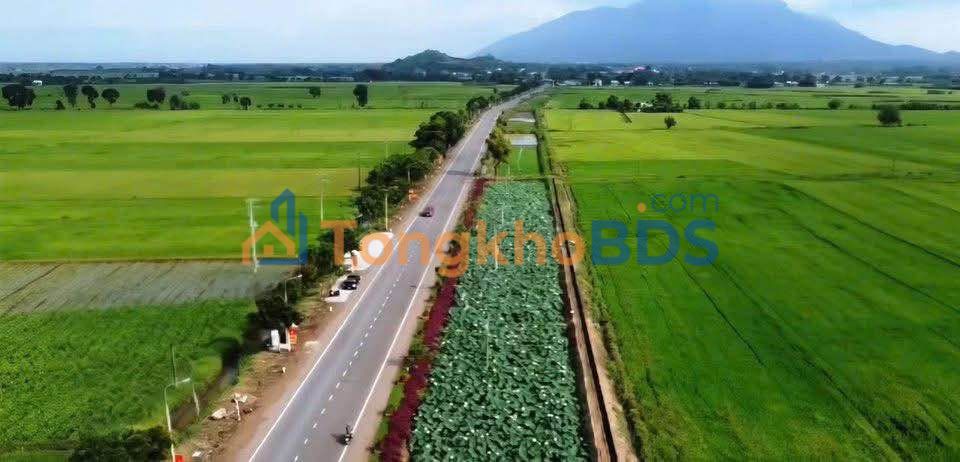 Đất vườn Lang Minh Xuân Lộc 1.260m² 805tr - Đường to ô tô