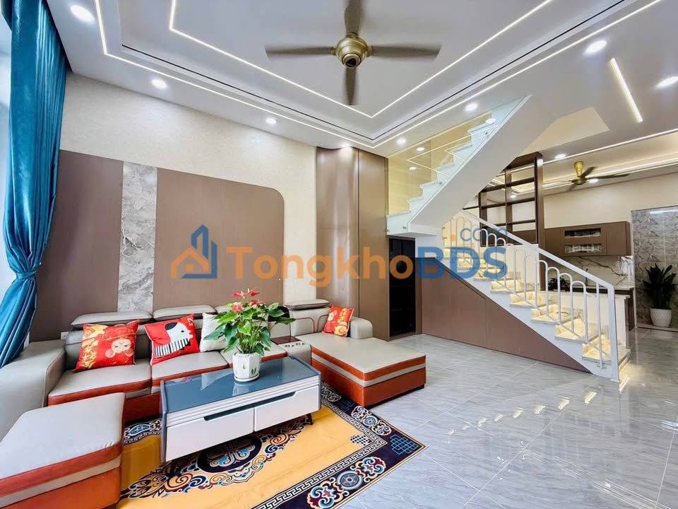 Nhà Thới An, Q12 - 96m² - 6 Tỷ - Sân Xe Hơi 3 Chiếc, Tặng Nội Thất