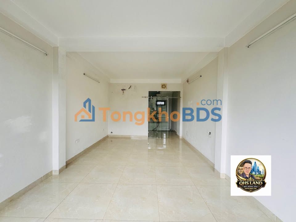 Nhà Mặt Phố Kinh Doanh Gần Aeon Mall Long Biên - 40m² Giá 15 Triệu