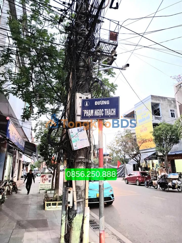 Đất nền mặt phố Phạm Ngọc Thạch, Nam Định - 54m²