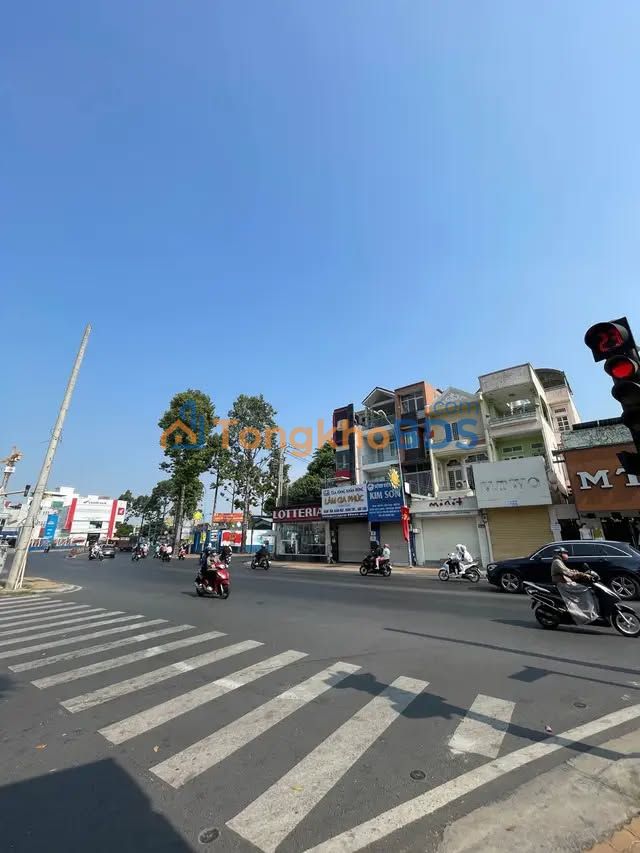 Nhà 72m² Đặng Văn Bi, Thủ Đức - Sẵn Sàng Ở Ngay, Giá 6.5 Tỷ