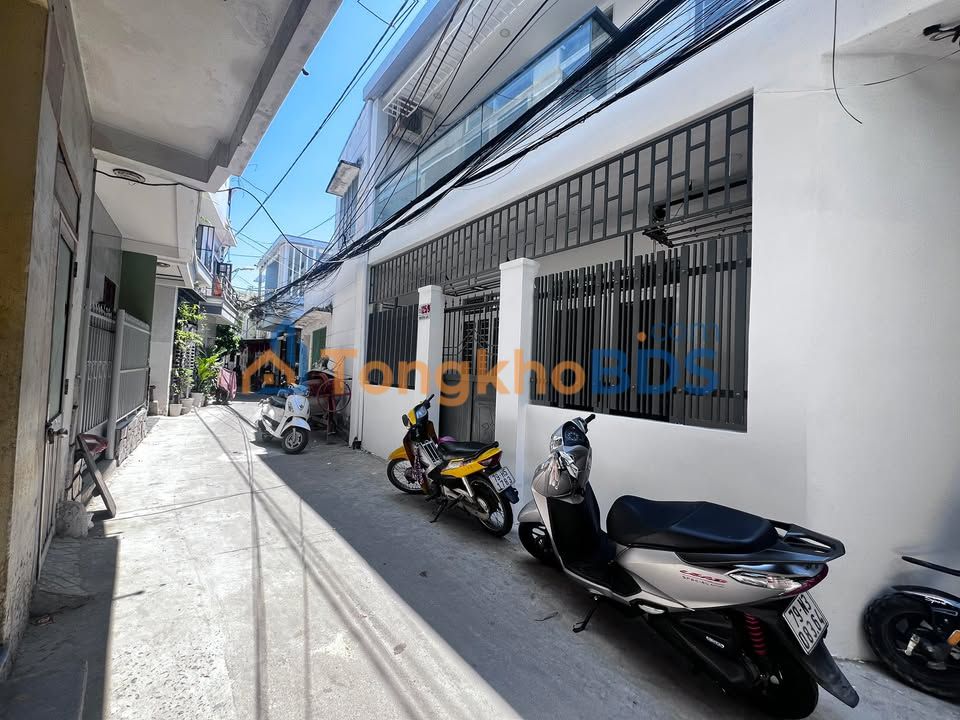 Nhà 2 tầng Phương Sài 41m² giá 3 tỷ - Chính chủ bán