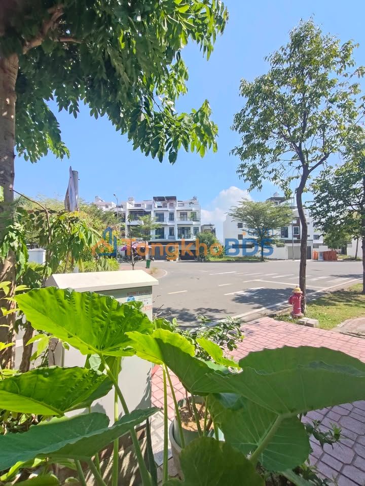 Nhà Nguyên Căn 3 Tầng Mỹ Gia, Nha Trang - 100m² Sân Vườn, Sẵn Ở Ngay!