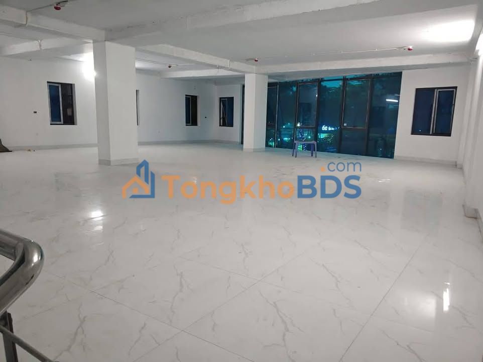 Nhà cho thuê Bắc Từ Liêm 220m² - Ô tô vào tận nhà