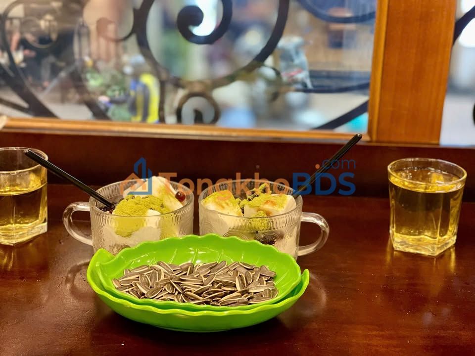 Nhà Nguyên Căn Nguyễn Công Hoan, Ba Đình - 122m² Kinh Doanh & Ở