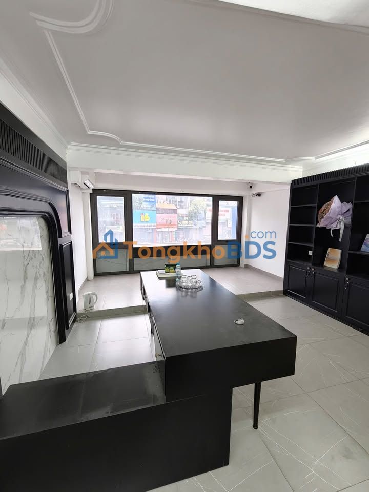 Nhà Mặt Tiền Kinh Doanh Kim Mã, Ba Đình 28m² - Sẵn Sàng KD