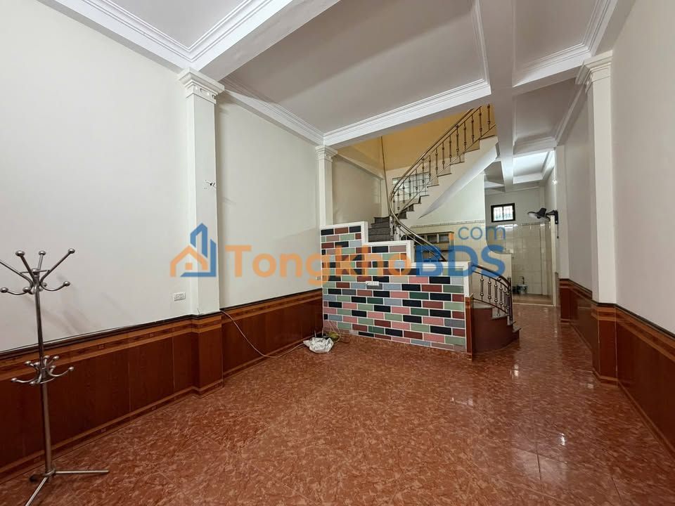 Nhà 2 Tầng Trung Tâm TP Hà Tĩnh - 65m² Sẵn Sàng Ở Ngay