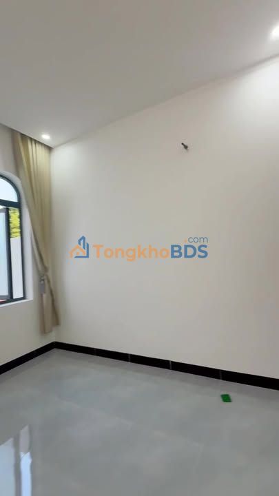 Nhà Sân Vườn Hiện Đại Phường Long Hoa, Hòa Thành - 190m² Giá 1.95 Tỷ
