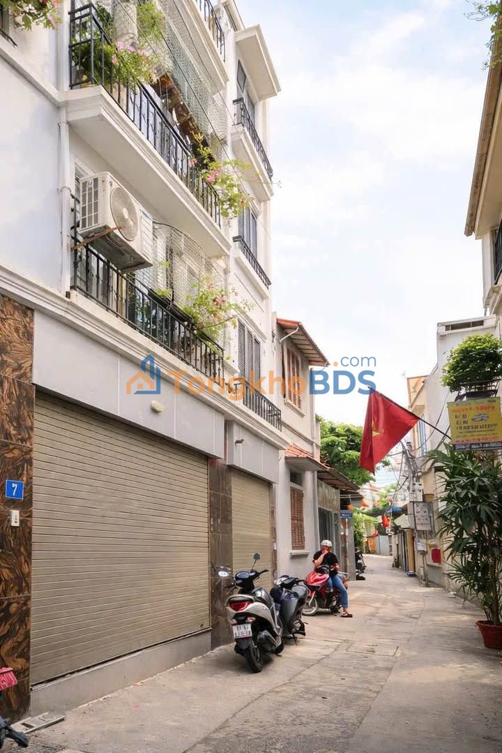 Nhà 30m² 4 Tầng Gần KĐT Đô Nghĩa, Cầu Giấy - Ô Tô Đỗ Cửa